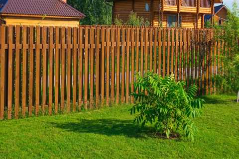What is the life expectancy of a wooden fence?