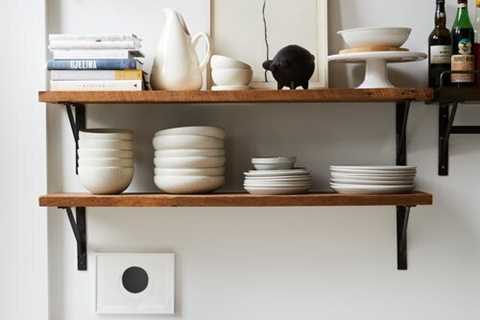 The Pros and Cons of Open Kitchen Shelves