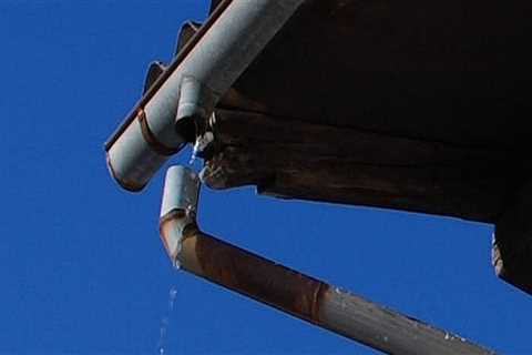 The Advantages of Specialist Gutter Cleaning for Mold And Mildew Prevention