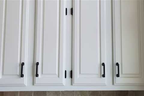 The Benefits of Painting Kitchen Cabinets White