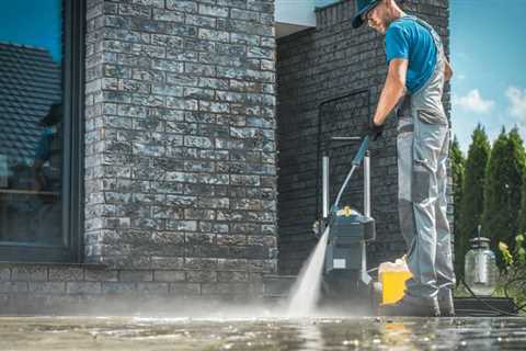 Sidewalk and Driveway Cleaning - HotShot Pressure Washing