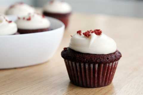 Mini Red Velvet Cakes recipe