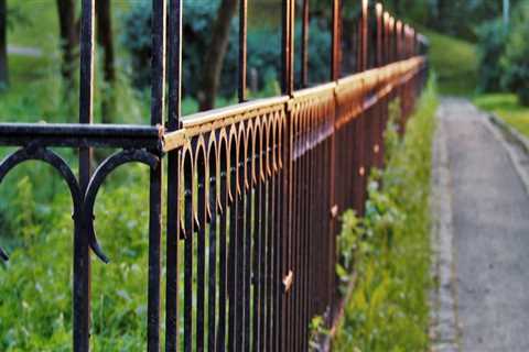 What Kind Of Assistance Can A Florida Fence Company Offer To Landscape Contractors