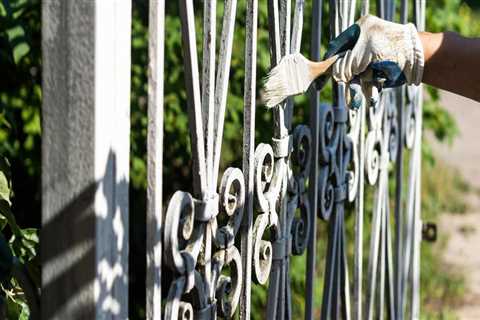 Maximising Curb Appeal: The Importance Of Groundskeeping And Choosing The Right Fence Contractor In ..