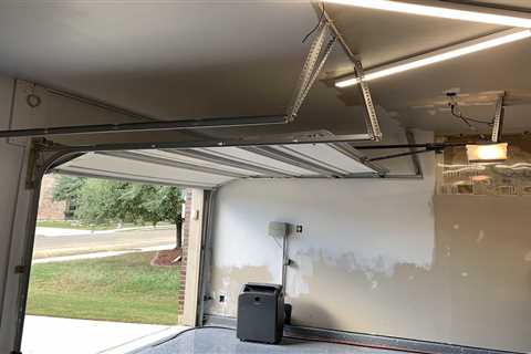 Overhead Garage Door Repair San Antonio | Mojo Garage Doors