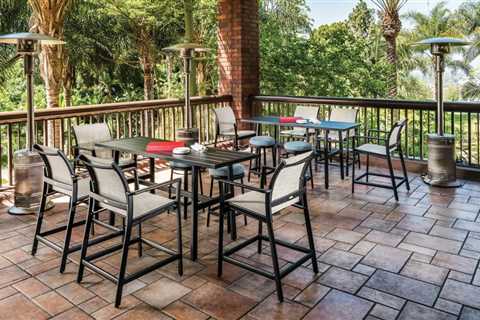 Types of Outdoor Barstools