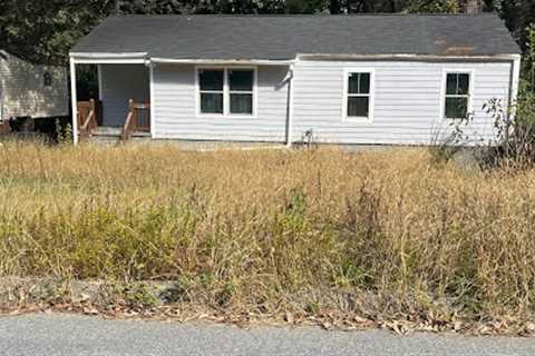 Neighborhood Eyesore Becomes Best Lawn On The Block!