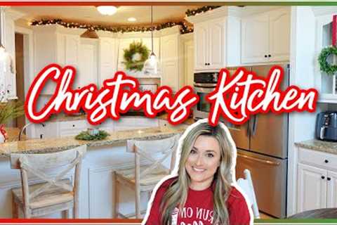 2023 CHRISTMAS KITCHEN | CHRISTMAS DECORATE WITH ME!