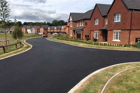 How Many Layers of Tarmac For Driveways?