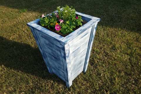 DIY Garden Planters - Wicked Handy