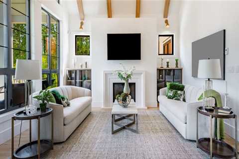 Transforming Your Home's Curb Appeal In Lakeway: The Importance of Tree Care in Home Staging