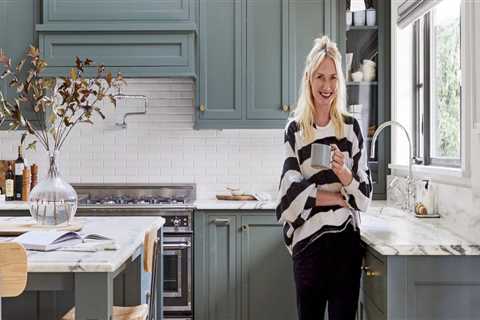 The Secret To Spotless Kitchen Cabinets: Why Salt Lake City Homeowners Trust The Professional..