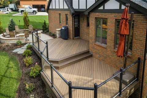 Deck Construction for Multi-Level Homes: Challenges and Solutions