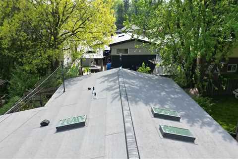 Flat and Low-Slope Roofing Options for Homes